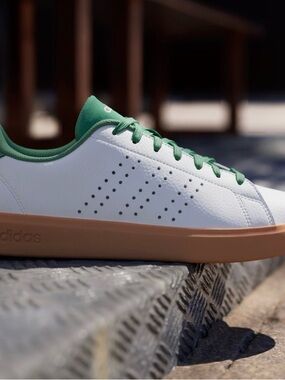 Adidas White Sneaker with Green Accents and Gum Sole SZ 10